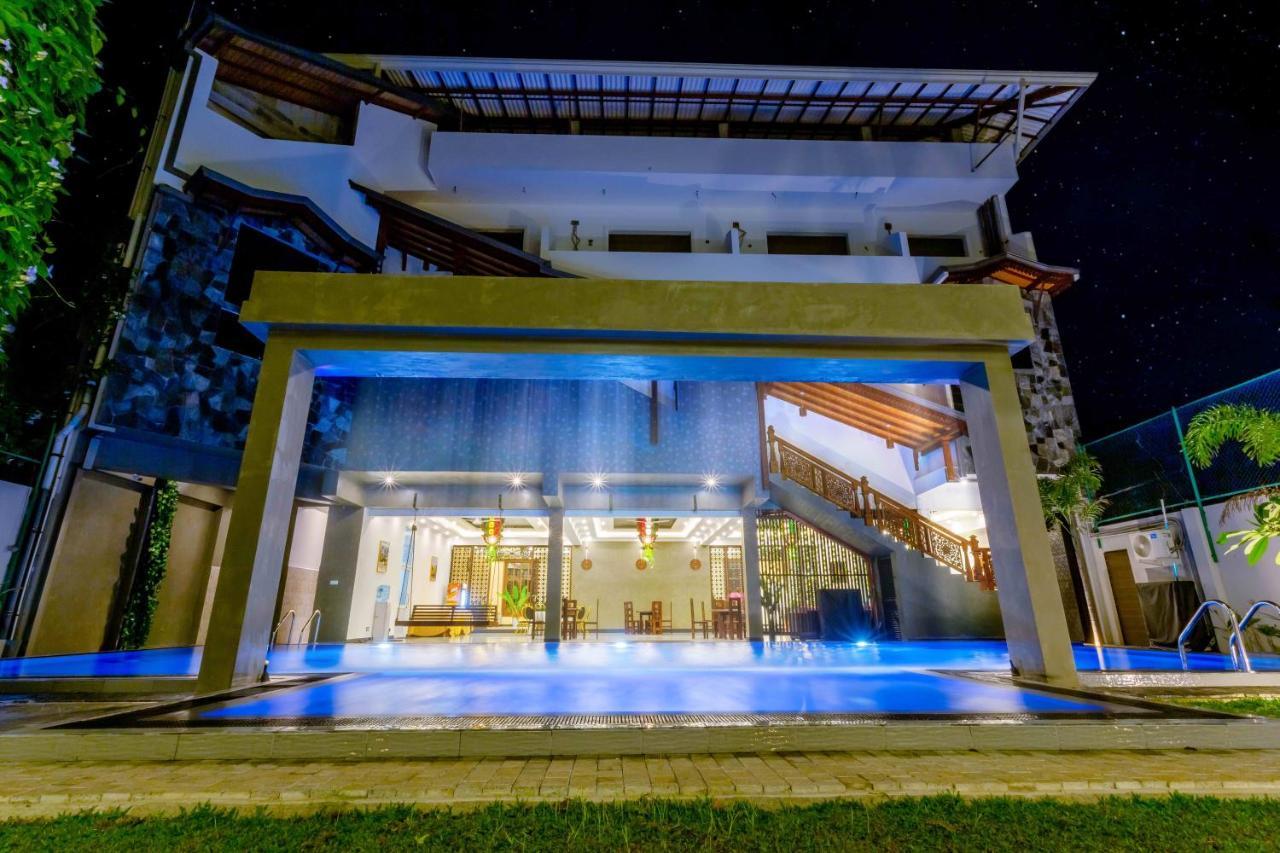 Polhena Grand Resort & Banquet ماتارا المظهر الخارجي الصورة