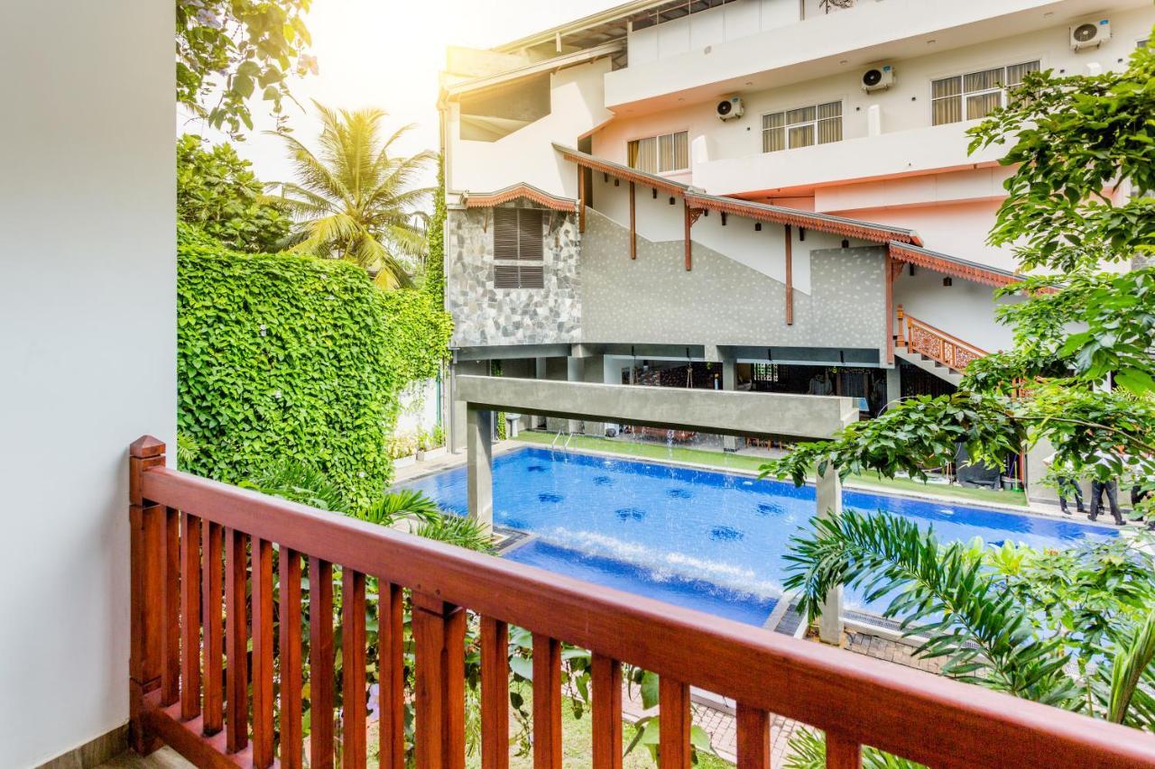Polhena Grand Resort & Banquet ماتارا المظهر الخارجي الصورة